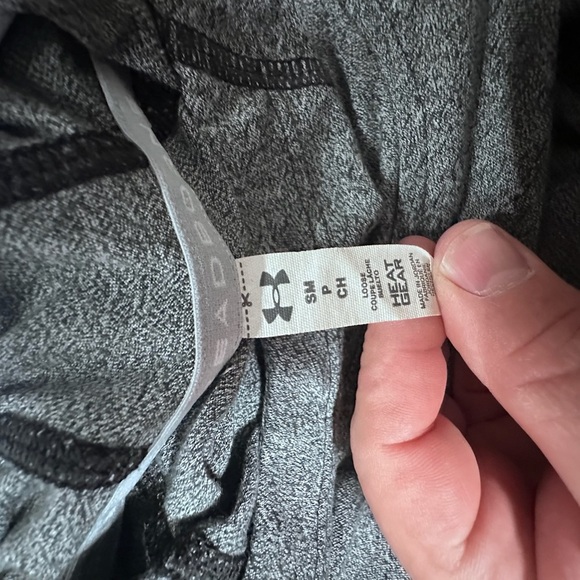 Under Armour Gray Long Sleeve Relaxed Hoodie - Picture 5 of 6